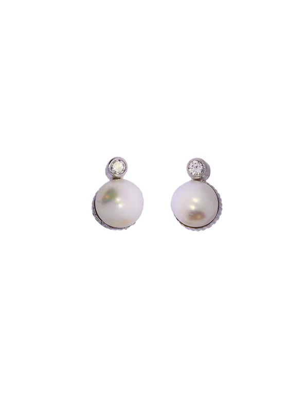 Ohrstecker – Weissgold mit Perle und Diamant