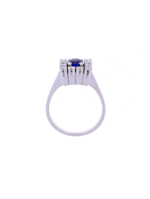 Ladies’ ring – KURZ white gold with sapphire and diamonds