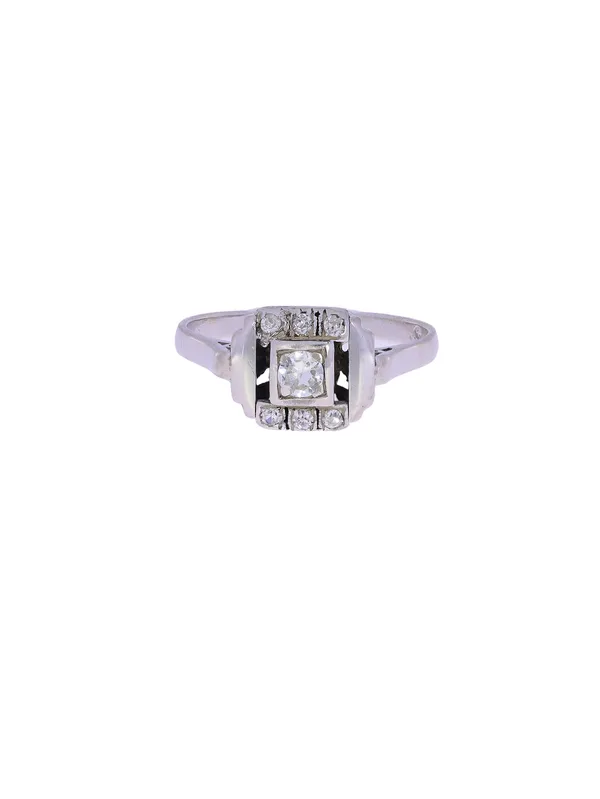 Damenring – Weissgold mit Diamanten