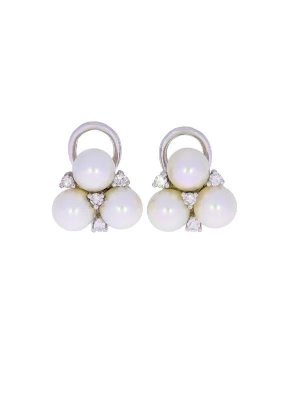 Ohrstecker – Weissgold mit Perlen und Diamanten