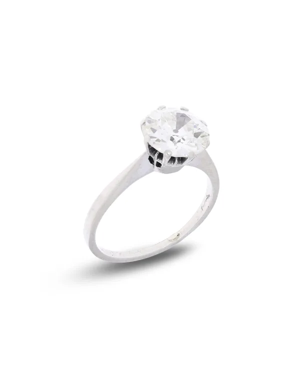 Damenring – Solitaire mit einem Diamanten