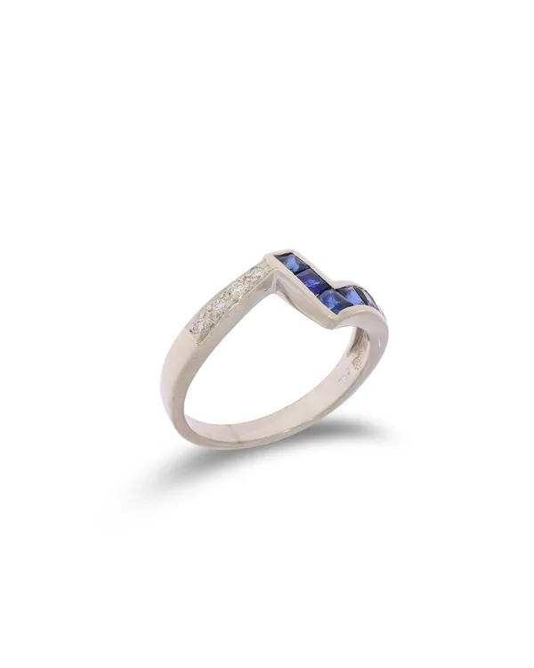 Damenring – Weissgold mit Saphiren und Diamanten