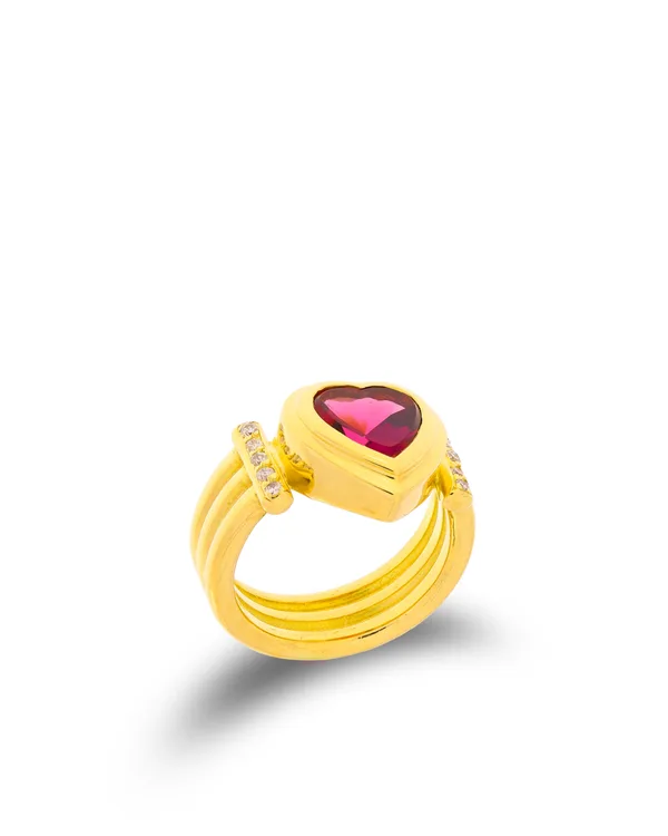 Damenring – Gelbgold in Herzform
