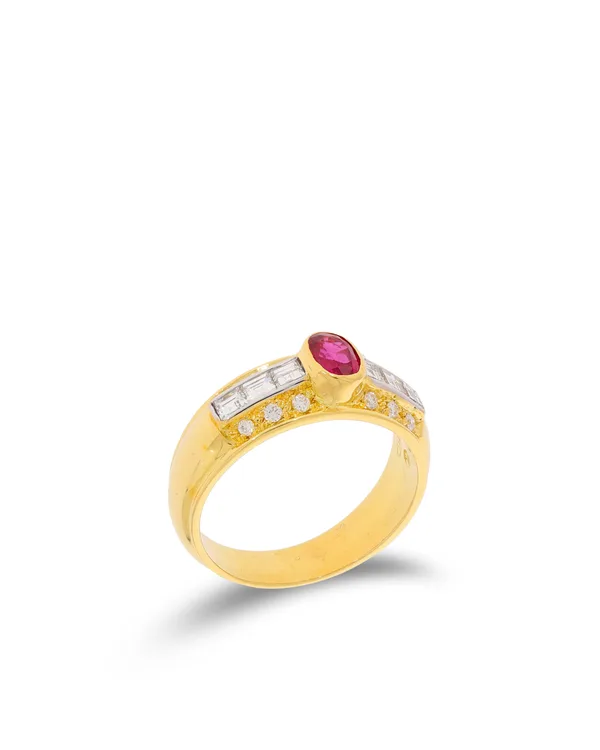 Ladies’ ring – KURZ yellow gold with ruby and diamonds