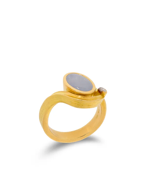Damenring - Gelbgold mit Mondstein und Brillant