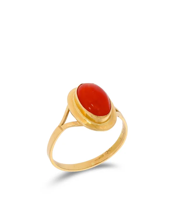 Damenring – Gelbgold mit Koralle