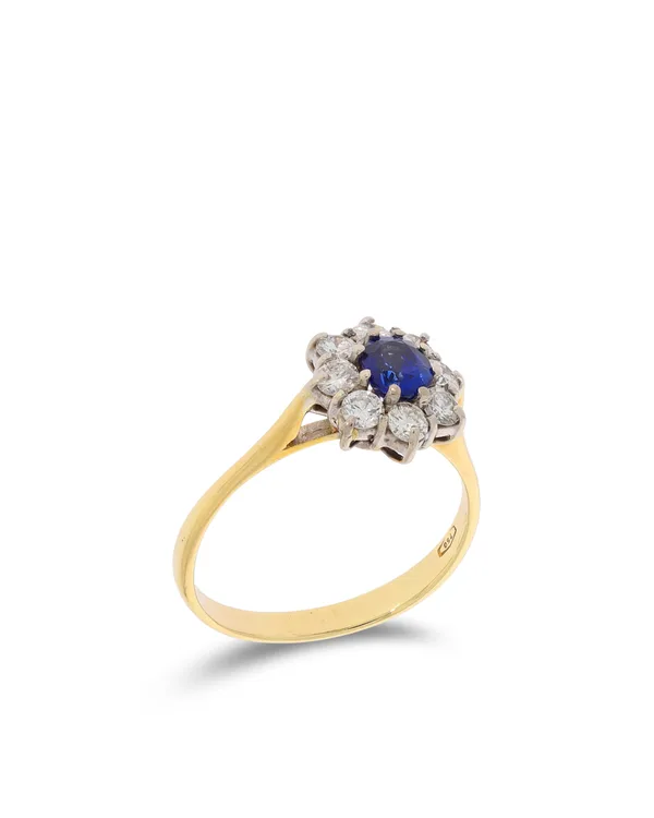 Cocktailring – Gelbgold mit Saphir und Diamanten 0.40ct