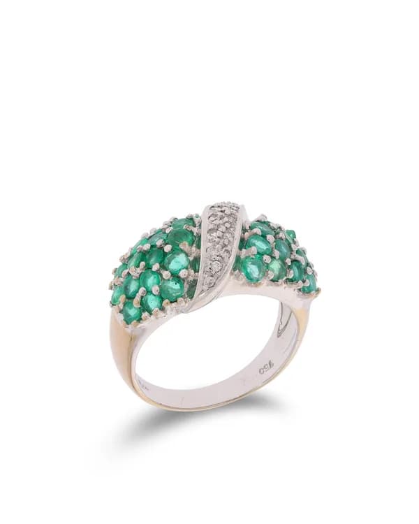 Damenring – Weissgold mit Smaragden und Diamanten