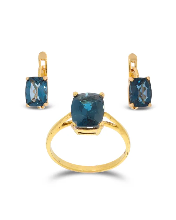 Set - Gelbgold mit blauem Topas 6.40ct