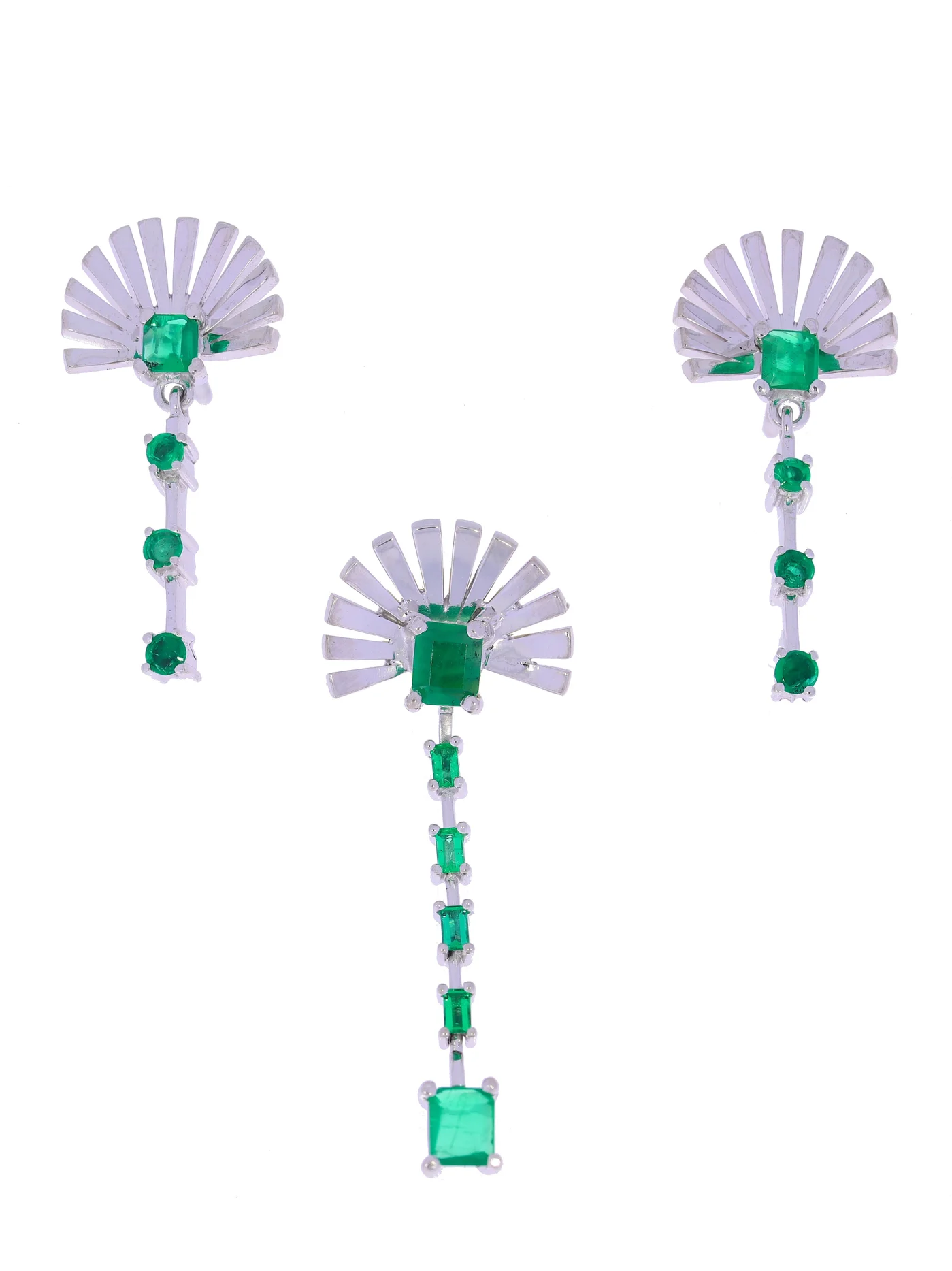 Parure – puces d’oreilles et pendentif