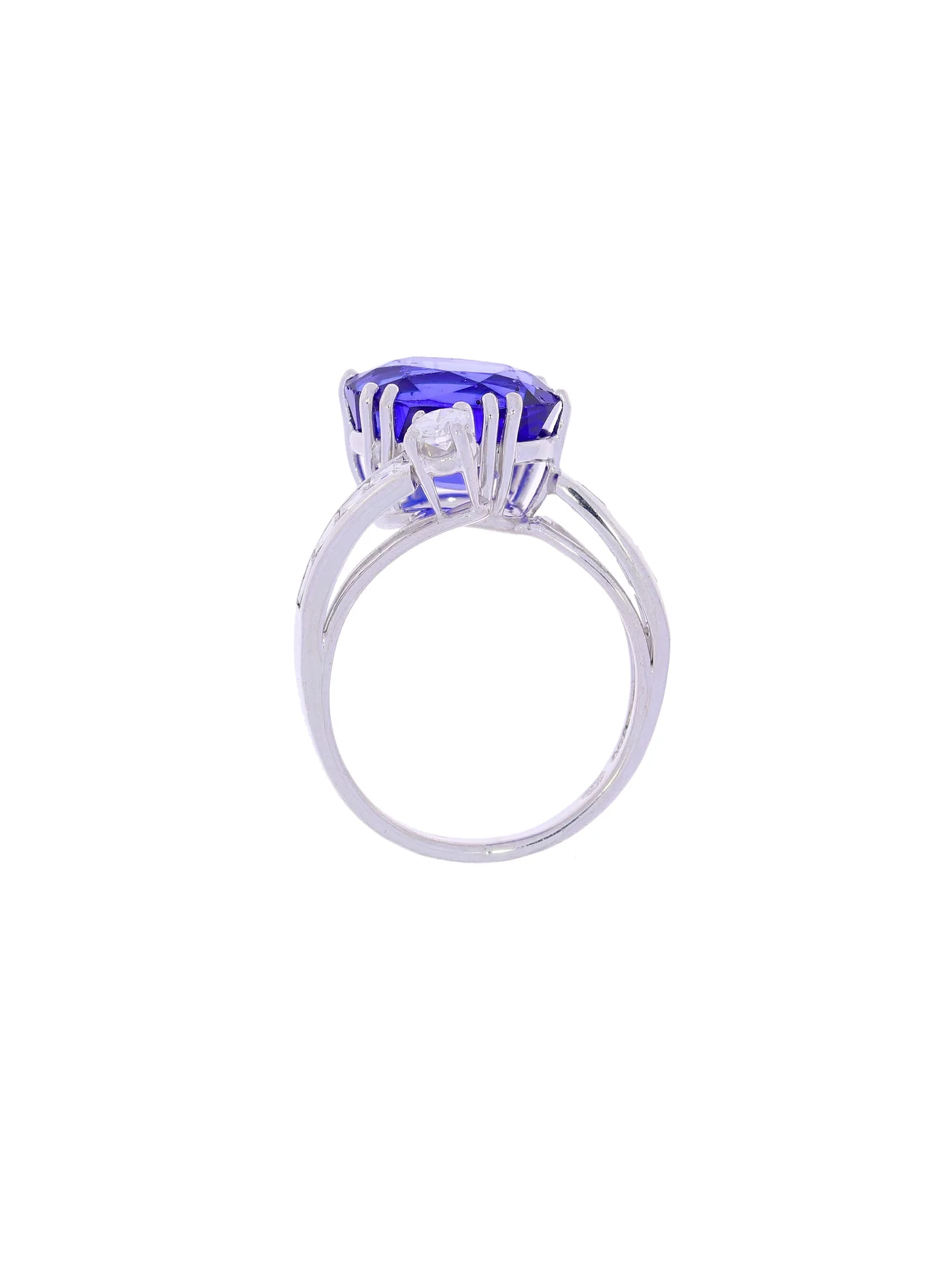 Damenring – Weissgold mit Tansanit und Diamanten