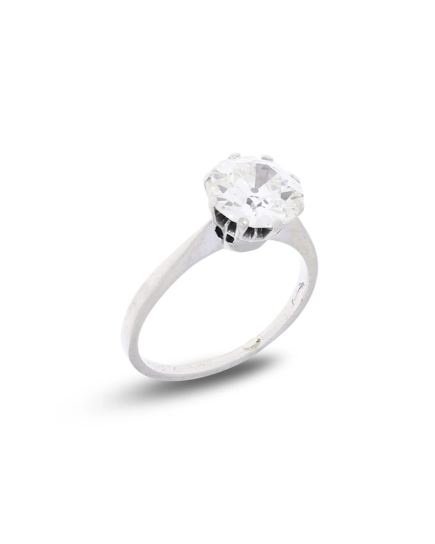 Damenring – Solitaire mit einem Diamanten