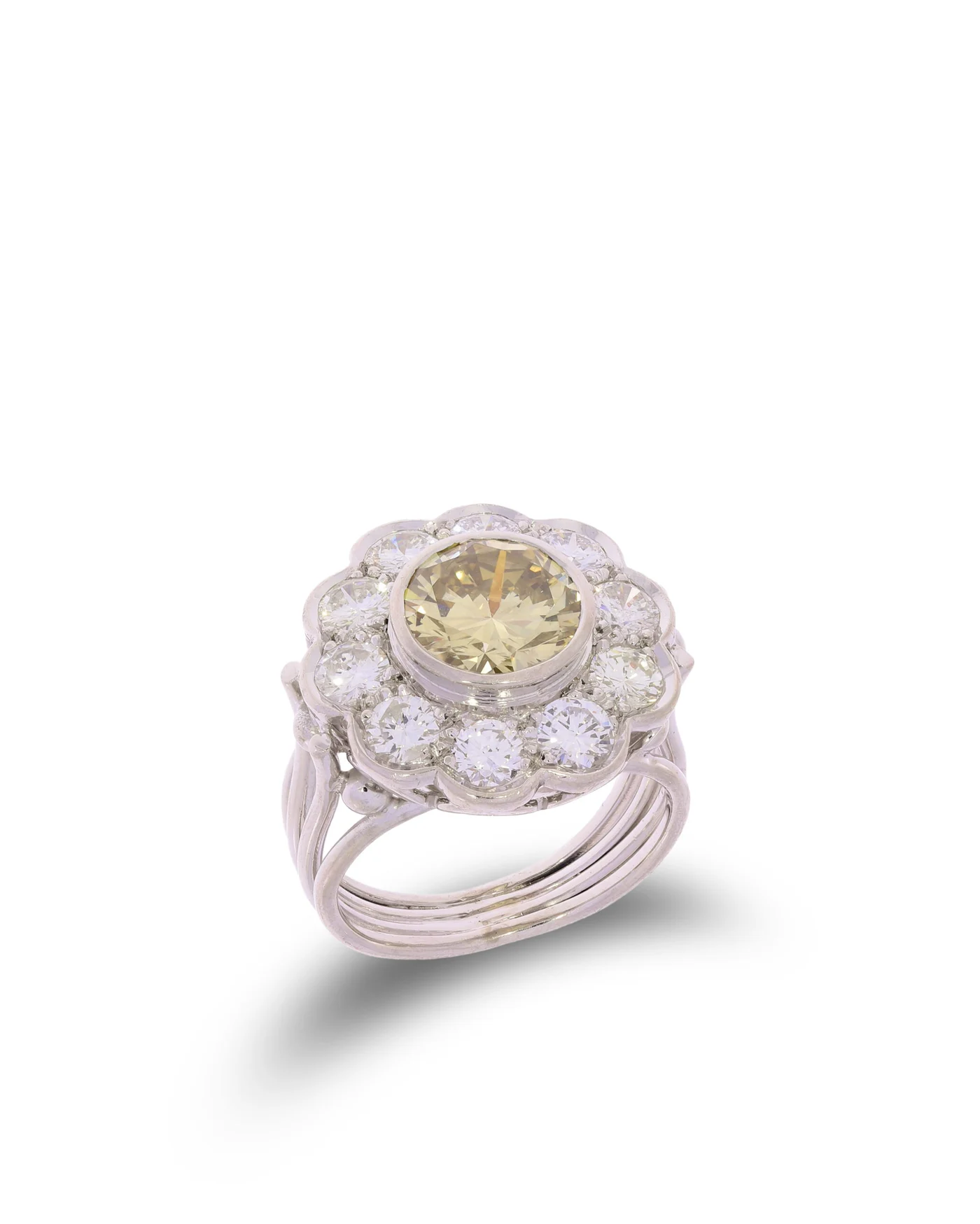 Damenring – Weissgold mit Brillanten