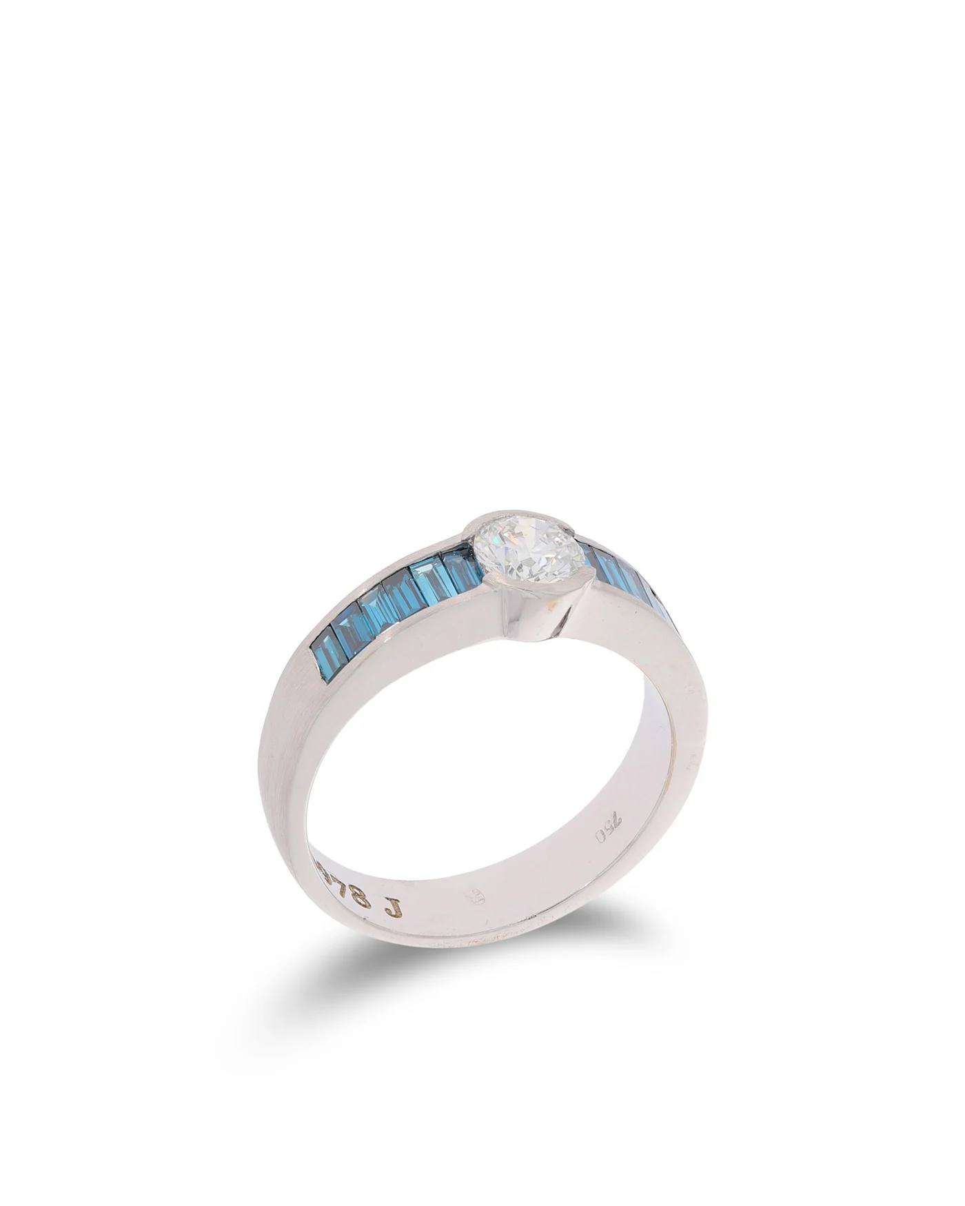 Damenring – Weissgold mit blauen Diamanten und 0.50ct Diamanten